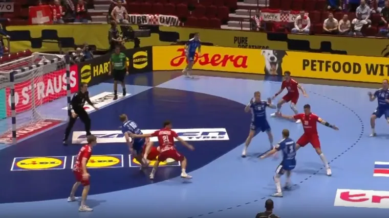 Pogledajte kakvu borbu vode &Scaron;vicarci: Sru&scaron;e li Island obradovat će i na&scaron;u reprezentaciju