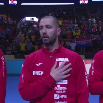 Svi smo se naježili na tonove Lijepe Na&scaron;e! Sretno Hrvatska!