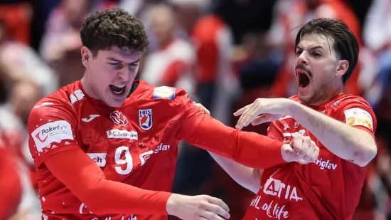 Legenda se poklonila Hrvatskoj: 'Dečki ginu za zastavu i naciju, idu glavom kroz zid'