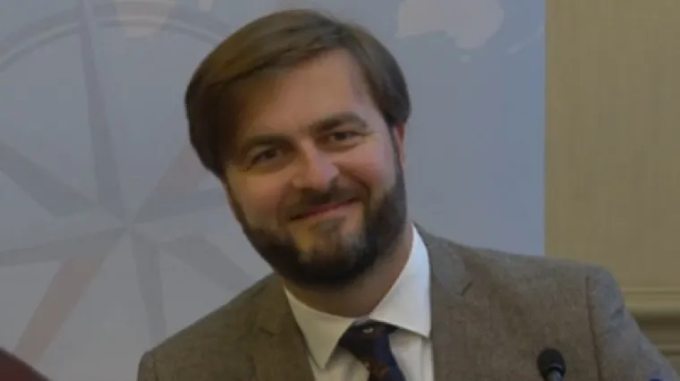 Kako je premijer reciklirao ministra Tomislava Ćorića