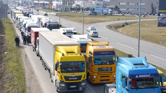 Panika u Crnoj Gori! Prijeti im nesta&scaron;ica goriva: 'Pona&scaron;ajte se odgovorno i razumno '