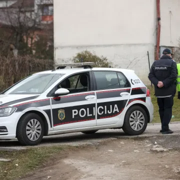Mužu prerezala vrat pa nazvala policiju. A onda je uslijedio &scaron;ok
