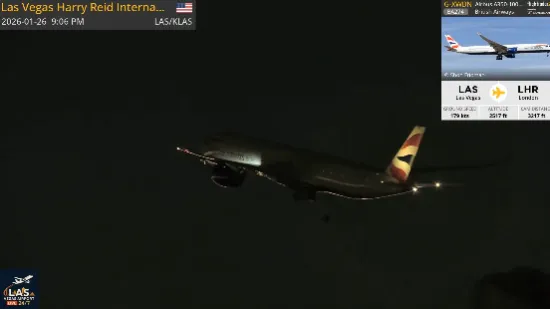 Kamere snimile sve: Avionu otpao dio zadnjih kotača nakon polijetanja!