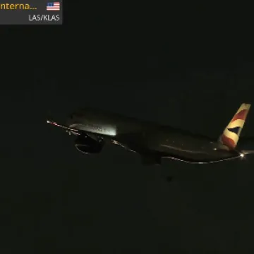 Kamere snimile sve: Avionu otpao dio zadnjih kotača nakon polijetanja!