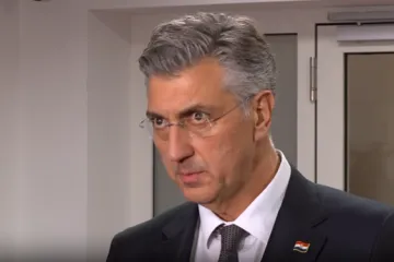 Plenković davao izjavu pa prekinuo sve! Imamo snimku: 'Je li vi mene slu&scaron;ate gospođo?'