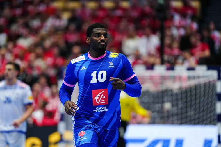 Slavni Danac odabrao najljep&scaron;e dresove reprezentacija: Evo gdje je stavio hrvatski