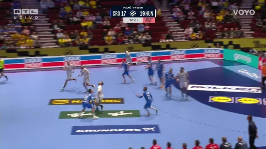 Trenutak kad smo svi protrnuli! Pogledajte ozljedu Ivana Martinovića