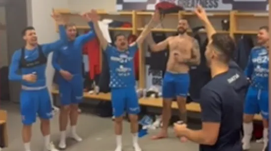 Dečki, zaslužili ste! Pogledajte kako na&scaron;i rukometa&scaron;i slave senzacionalan uspjeh na Euru