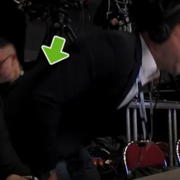 Jeste li primijetili ovaj detalj kod proslave na&scaron;eg dvojca? 'Spasio ga je od pada'