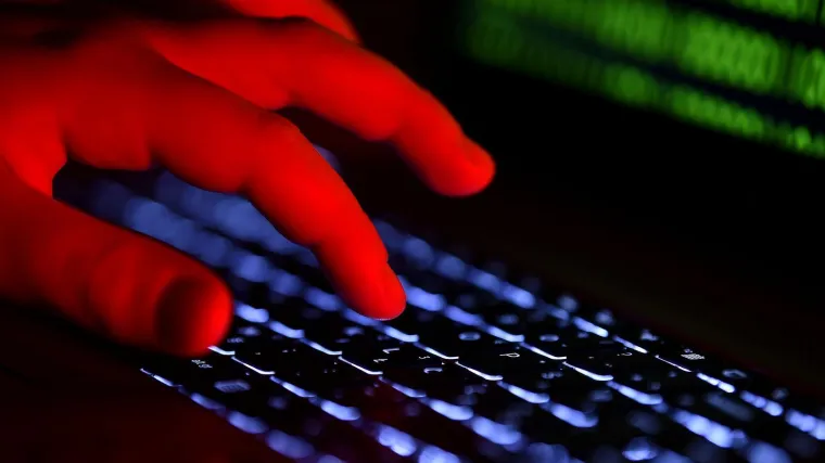 Nikad vi&scaron;e online krađa! MUP otkrio 7 najče&scaron;ćih metoda kojima prevaranti poku&scaron;avaju opljačkati građane