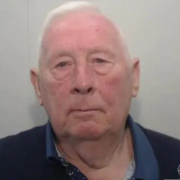 Deda (80) osvojio jackpot pa investirao u posao s drogom: 'Neka se Elon i Jeff paze'