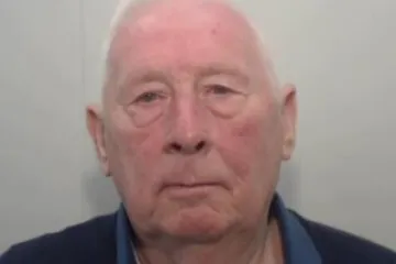 Deda (80) osvojio jackpot pa investirao u posao s drogom: 'Neka se Elon i Jeff paze'