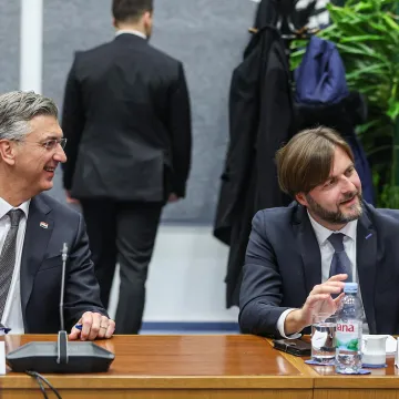 Sabor raspravlja o povratku Ćorića, oporba ga ne &scaron;tedi: 'Tražim stanku da jo&scaron; barem 10 minuta bude - ni&scaron;ta'