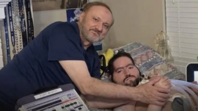 Mu&scaron;karac s invaliditetom(30) umro nakon &scaron;to su mu oca zatočili ICE agenti: 'Možda ga nisu pogodili metkom, ali...'