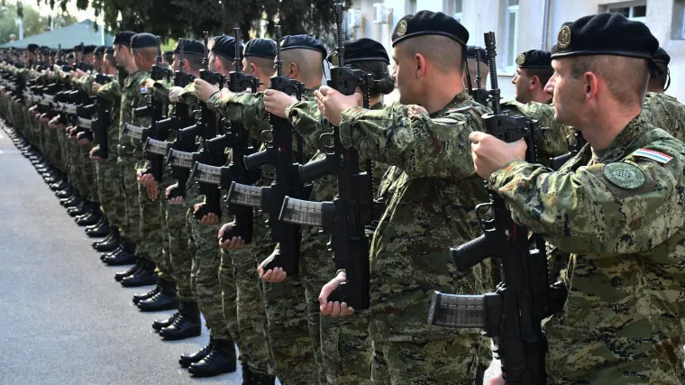 Oko 10 posto mladića nije zadovoljilo na liječničkom pregledu: Anu&scaron;ić otkrio razloge