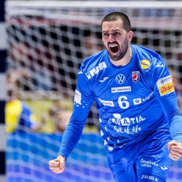 Mario &Scaron;o&scaron;tarić rekao kako protiv Nijemaca, a onda otkrio: 'Danas smo imali posebnog gosta'