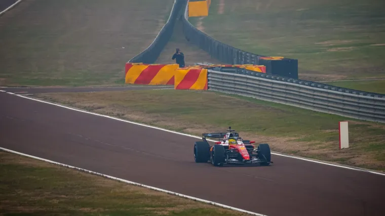 Četvrti dan u Barceloni donio iznenađenje: Nova momčad se pojavila i uzburkala testiranje