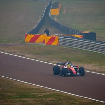 Četvrti dan u Barceloni donio iznenađenje: Nova momčad se pojavila i uzburkala testiranje