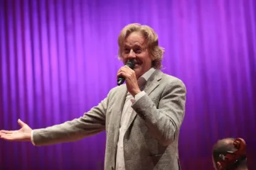 Tedi Spalato postao viralni hit: Pogledajte trenutak u kojem se 'ubacio' u pjesmu uličnog svirača