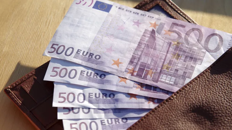 Mladi Hrvat ostao bez 9.100 eura dok je prodavao harmoniku: Napravio je ogromnu glupost