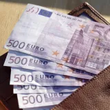 Mladi Hrvat ostao bez 9.100 eura dok je prodavao harmoniku: Napravio je ogromnu glupost