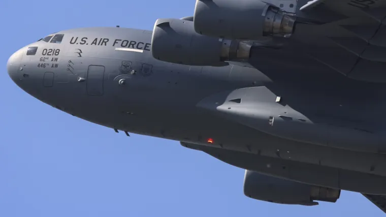 Trump premjestio nuklearni 'nju&scaron;kač', dok je misteriozni iranski avion sinoć sletio u Moskvu