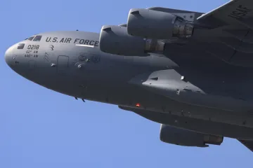 Trump premjestio nuklearni 'nju&scaron;kač', dok je misteriozni iranski avion sinoć sletio u Moskvu