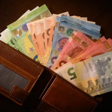 Dva sindikata prihvatila ponudu: Raste osnovica, ali odrekli su se jedne stvari