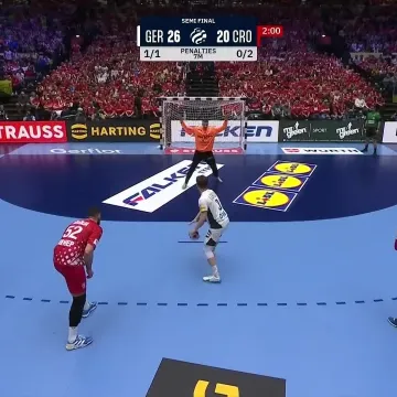 Mandić brani prvi sedmerac na utakmici