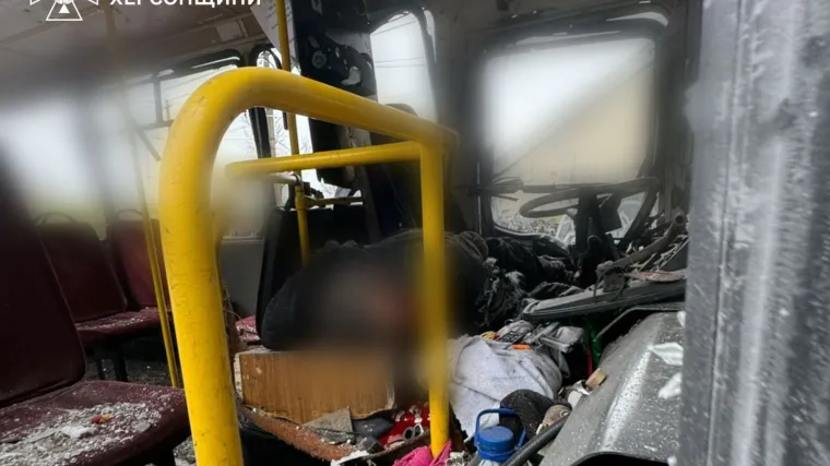 Granatom pogodili autobus s civilima: 'Usred dana, Rusi su namjerno napali!'