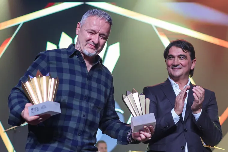 Zlatko Dalić i Thompson u zagrljaju na Cesarici: Ali sve su oči bile uprte u damu uz izbornika