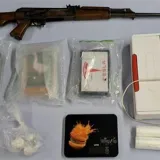 Sinjski diler pao s kokainom i snajperom