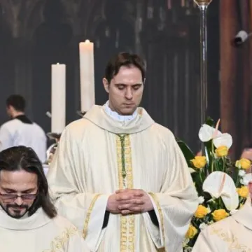 Potpuno drukčiji! Tko je mons. Kovač? Zaljubljenik u matematiku postao najmlađi biskup u Hrvatskoj