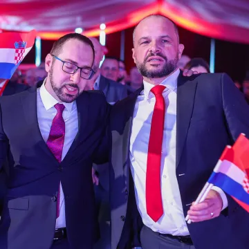 Uz kokice i uz 'Crvenog zmaja': SDP krenuo u programsku bitku protiv HDZ-a