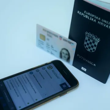 Stare osobne uskoro ne vrijede, prijete i kazne: Evo tko sve mora po novi dokument