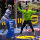 Najbolji srednji vanjski Eura ne može probiti Mandu: Fantastična obrana hrvatske hobotnice