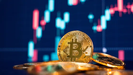Bitcoin se ru&scaron;i, svi gledaju granicu od 78.000 dolara: Stručnjaci otkrivaju &scaron;to se događa