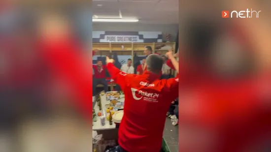 Pjesma tre&scaron;ti, emocije ključaju: Ovako su rukometa&scaron;i slavili broncu iza zatvorenih vrata