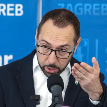 Nakon loma oko dočeka hrvatske reprezentacije, Toma&scaron;ević se oglasio: 'Žao mi je!'