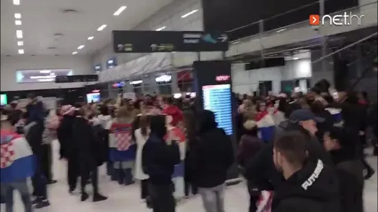 Totalna euforija na zagrebačkom aerodrmu, Thompson grmi: Pale prve političke izjave!