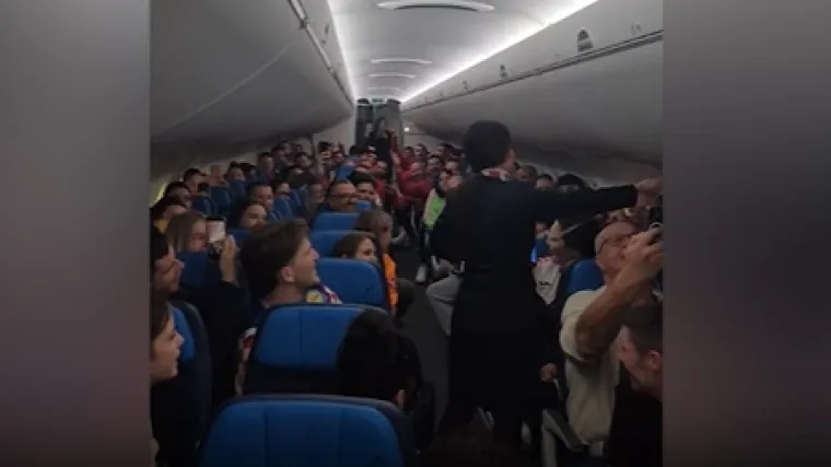 Poletjeli su! Hrvatski rukometa&scaron;i vraćaju se kući, pogledajte atmosferu u avionu!