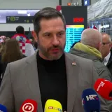Političke izjave odjeknule Hrvatskom na aerodromu Dr. Franjo Tuđman uoči dolaska brončanih rukometa&scaron;a