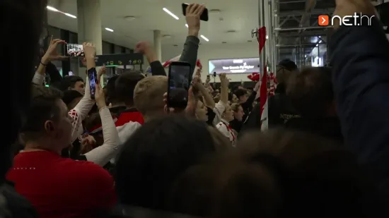 Ako ne zna&scaron; &scaron;ta je bilo, nek' ti kaže Lika dočekalo rukometa&scaron;e