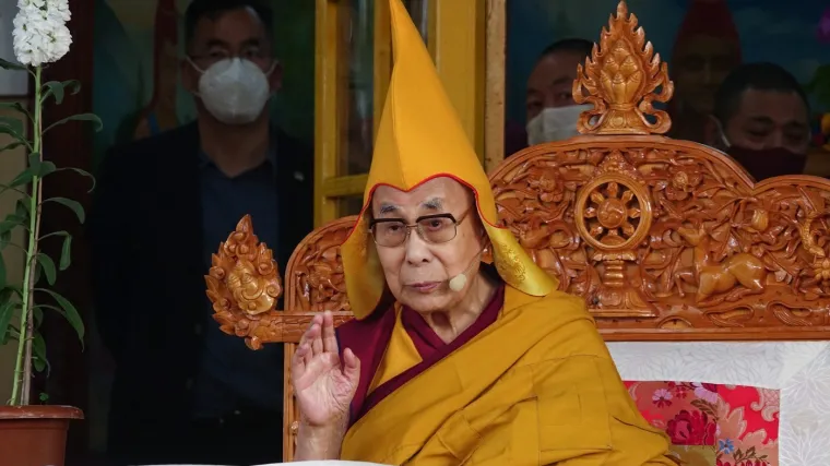 Dalaj-Lama osvojio prvog Grammyja: 'Ovo priznanje primam sa zahvalno&scaron;ću i ponizno&scaron;ću'