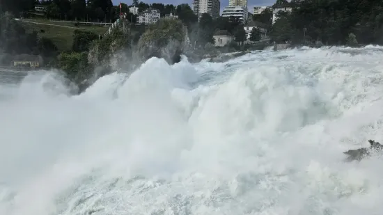 Prizori i snaga koja oduzima dah: Samo jedno biće može prkositi sili ove vode
