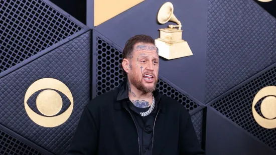 Pojavio se na crvenom tepihu: Poznati pjevač &scaron;okirao javnost nakon &scaron;to je smr&scaron;avio 125 kilograma