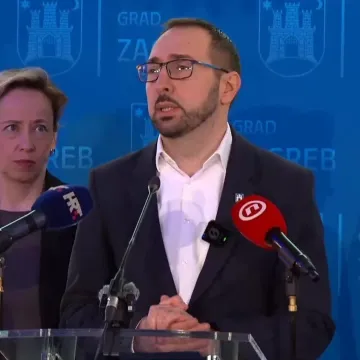 Tomislav Toma&scaron;ević o dočeku rukometa&scaron;a kojeg organizira Vlada