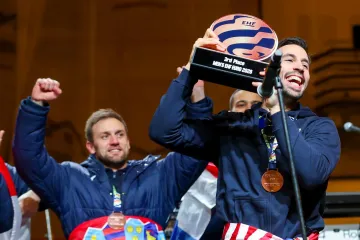 Danci su dobili palačinke, Nijemci Merza u svlačionici, a na&scaron;i rukometa&scaron;i noć za pamćenje