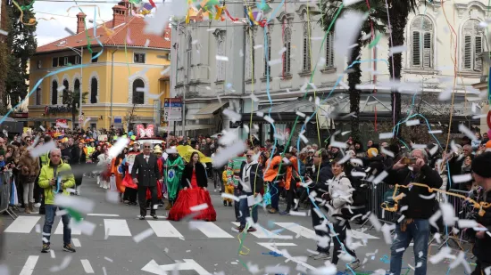 Kad ma&scaron;kare pokucaju na vrata. Tradicija koja je u gradovima gotovo izumrla