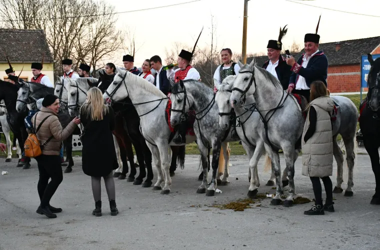 Dan kada je poželjno biti luckast, pravila ne vrijede, a kreativnost i humor su najjače oružje